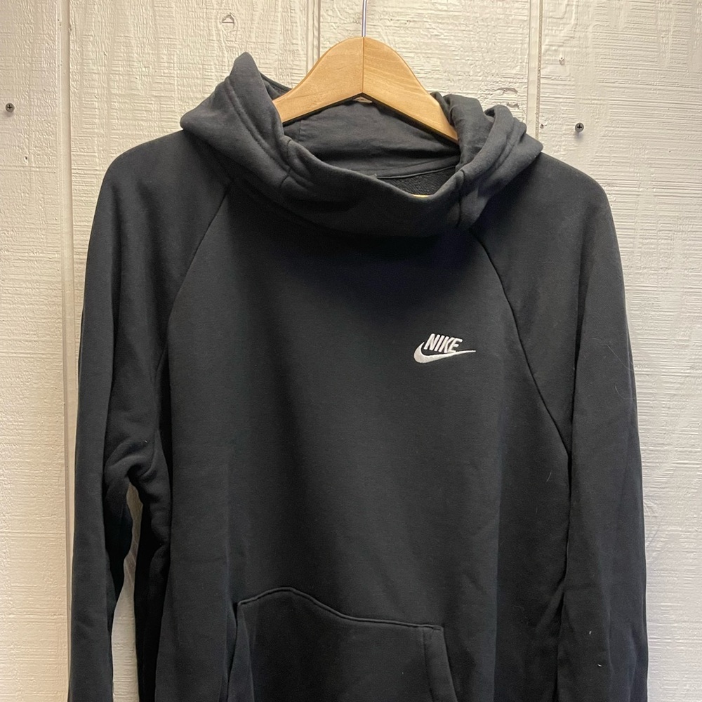 Girl’s Nike Swaetshirt